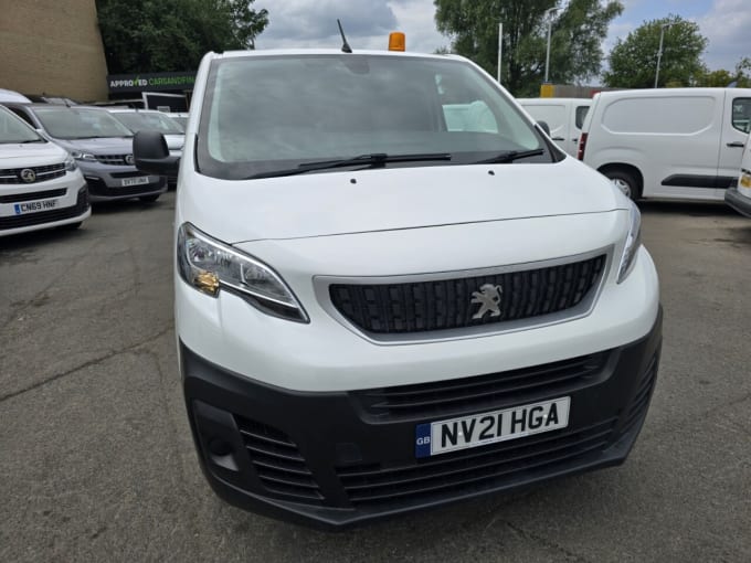 2025 Peugeot Expert