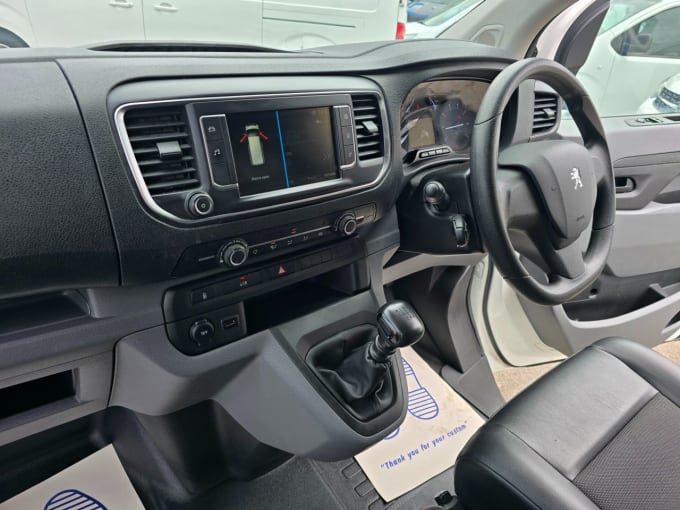 2025 Peugeot Expert