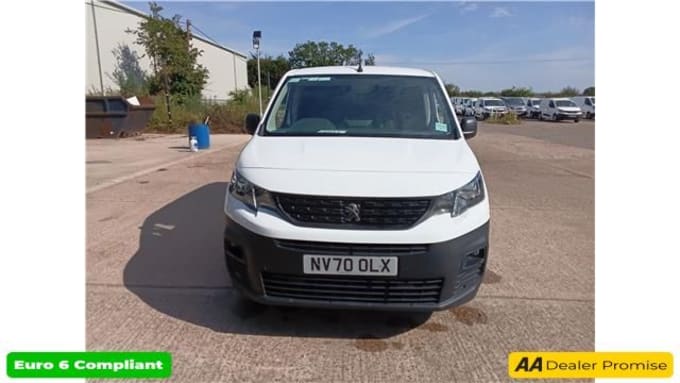 2025 Peugeot Partner