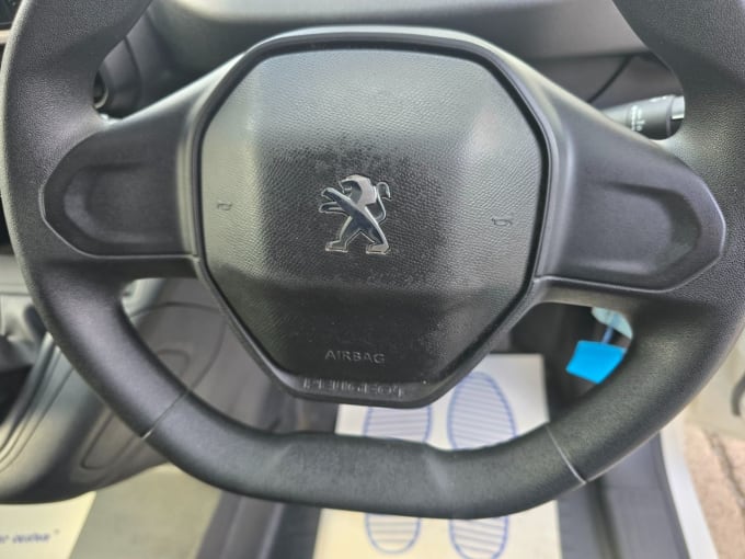 2025 Peugeot Partner