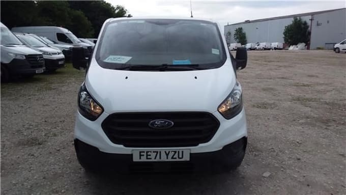 2025 Ford Transit Custom