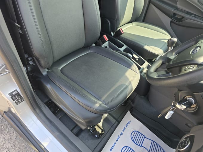 2025 Ford Transit Connect