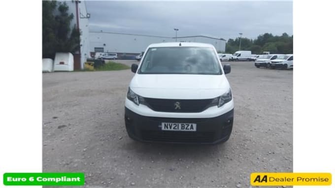 2025 Peugeot Partner