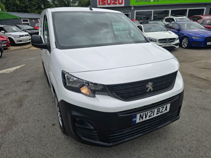 2025 Peugeot Partner