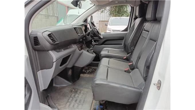 2025 Vauxhall Vivaro