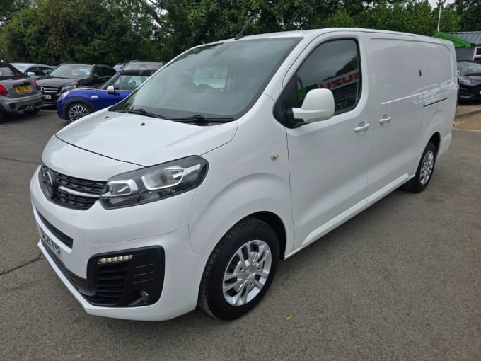 2025 Vauxhall Vivaro