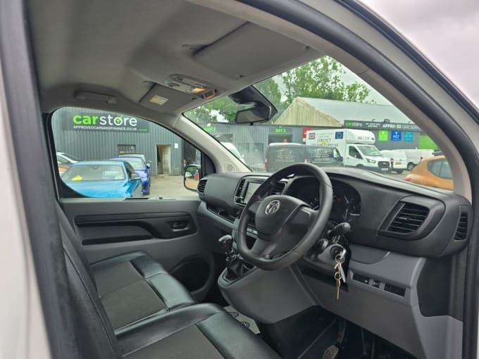2025 Vauxhall Vivaro