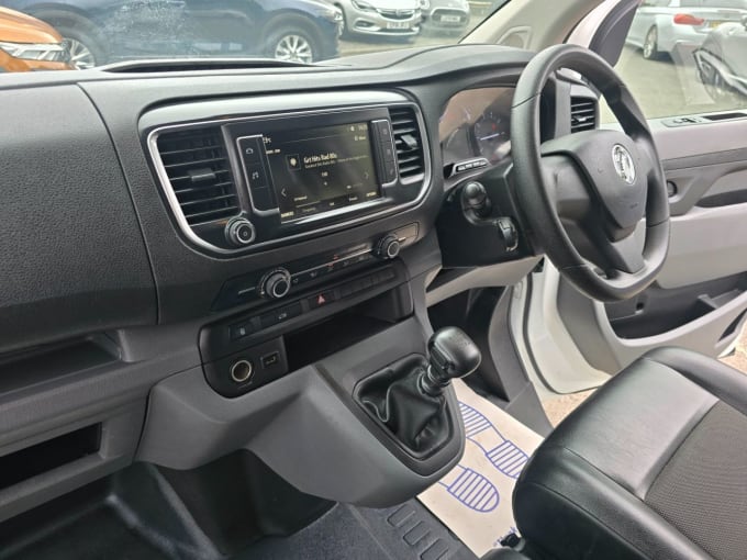 2025 Vauxhall Vivaro