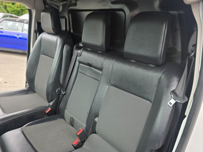 2025 Vauxhall Vivaro