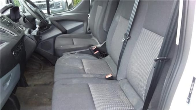 2025 Ford Transit Custom