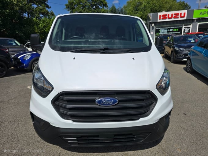 2025 Ford Transit Custom