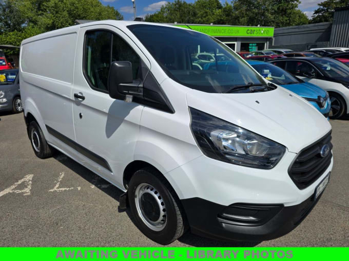 2025 Ford Transit Custom