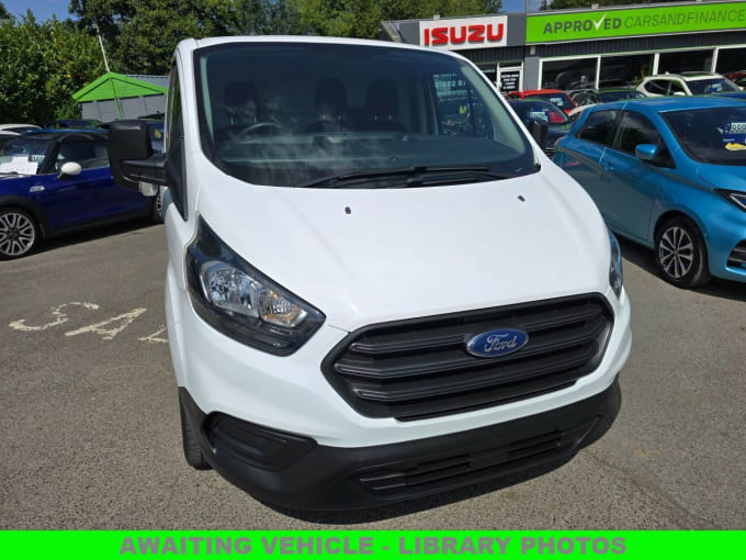 2025 Ford Transit Custom