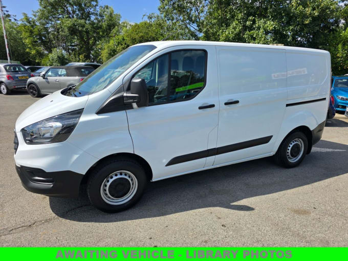 2025 Ford Transit Custom