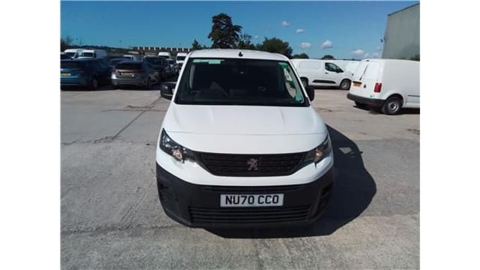 2025 Peugeot Partner