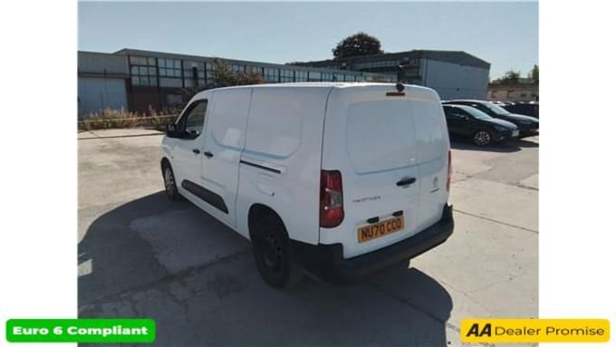 2025 Peugeot Partner