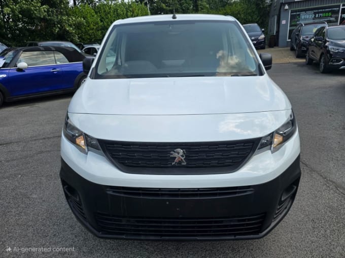 2025 Peugeot Partner