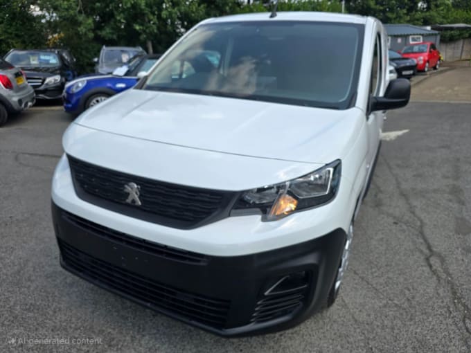 2025 Peugeot Partner