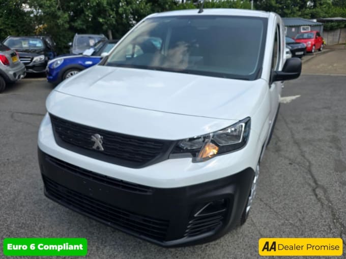2025 Peugeot Partner