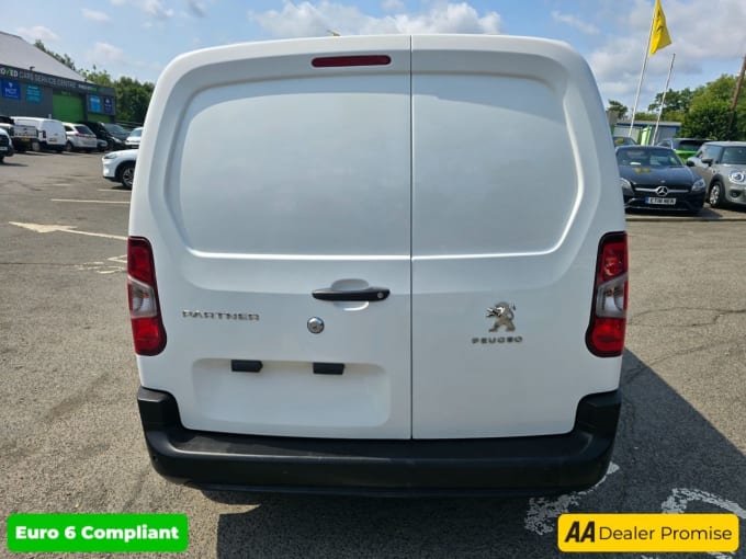 2025 Peugeot Partner