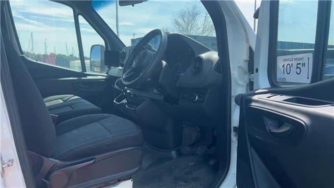 2025 Mercedes-benz Sprinter