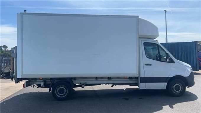 2025 Mercedes-benz Sprinter