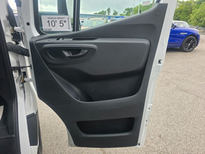 2025 Mercedes-benz Sprinter