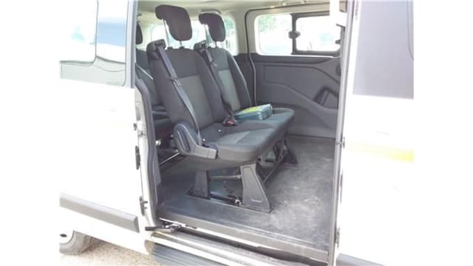 2025 Ford Tourneo Custom