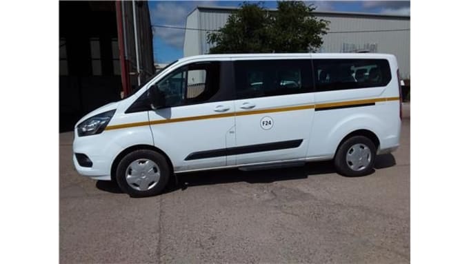 2025 Ford Tourneo Custom