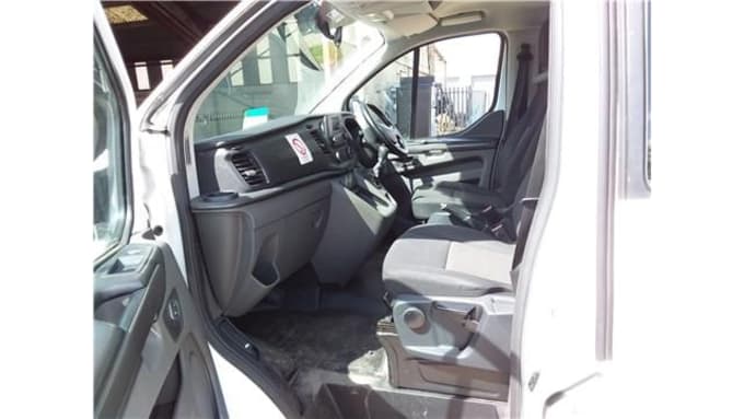 2025 Ford Tourneo Custom