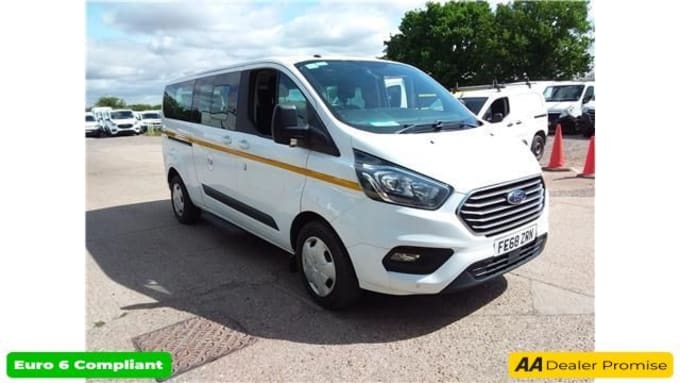 2025 Ford Tourneo Custom
