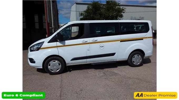 2025 Ford Tourneo Custom