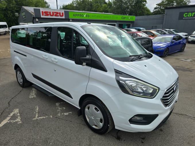 2025 Ford Tourneo Custom