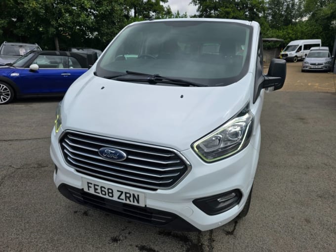 2025 Ford Tourneo Custom