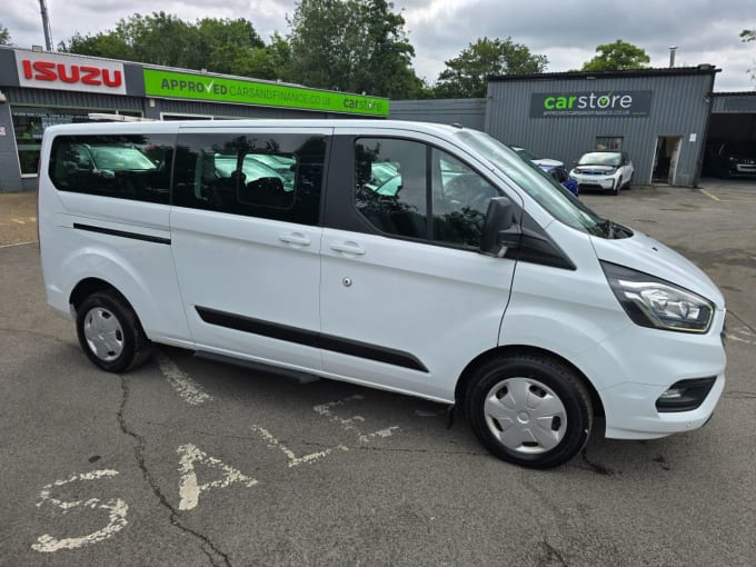 2025 Ford Tourneo Custom