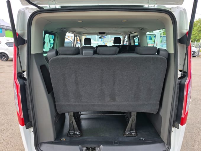 2025 Ford Tourneo Custom