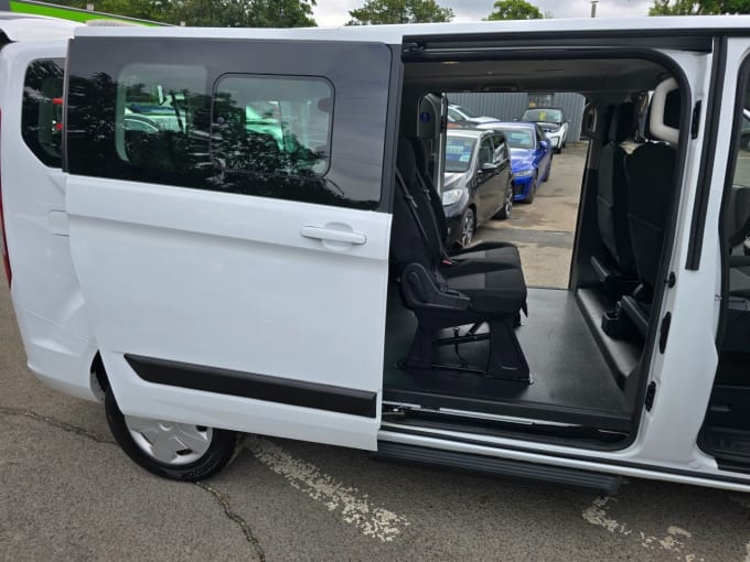 2025 Ford Tourneo Custom