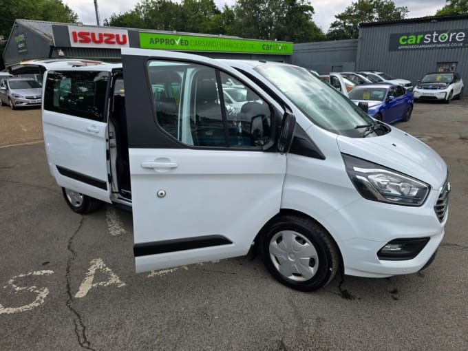 2025 Ford Tourneo Custom