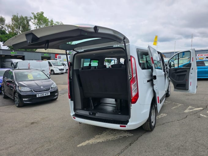 2025 Ford Tourneo Custom