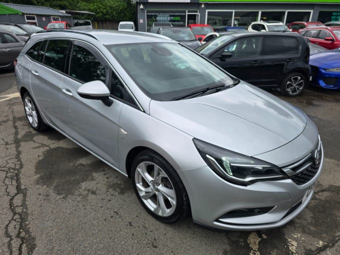 2025 Vauxhall Astra