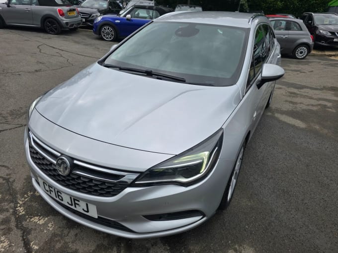 2025 Vauxhall Astra