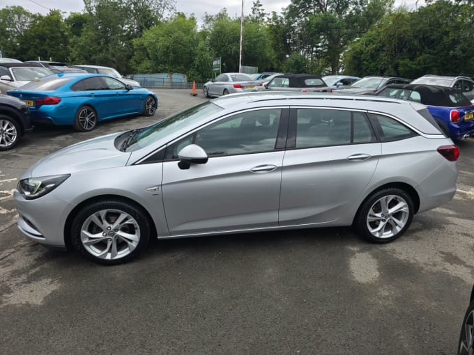 2025 Vauxhall Astra