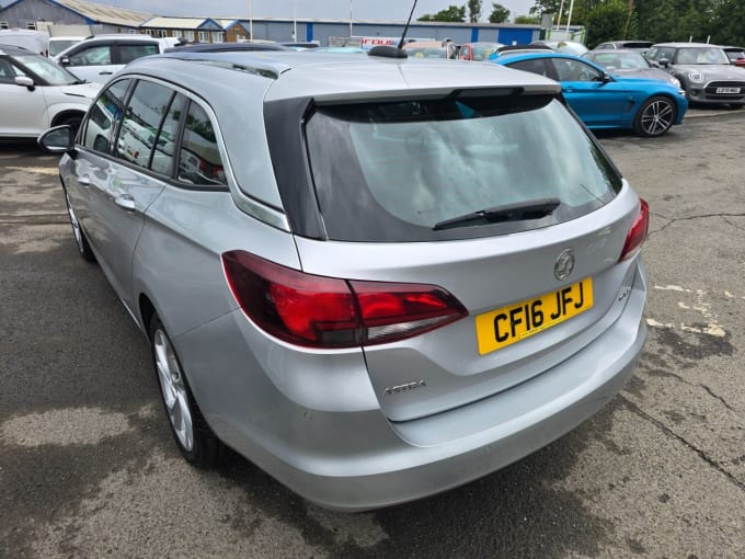 2025 Vauxhall Astra