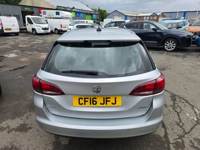 2025 Vauxhall Astra