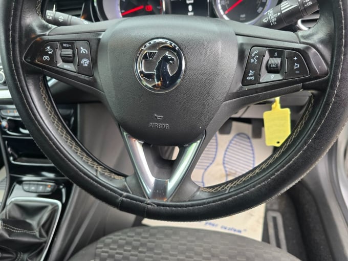 2025 Vauxhall Astra
