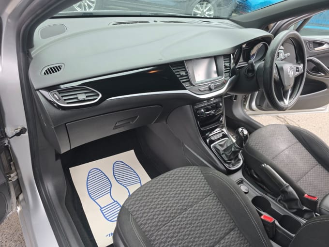 2025 Vauxhall Astra