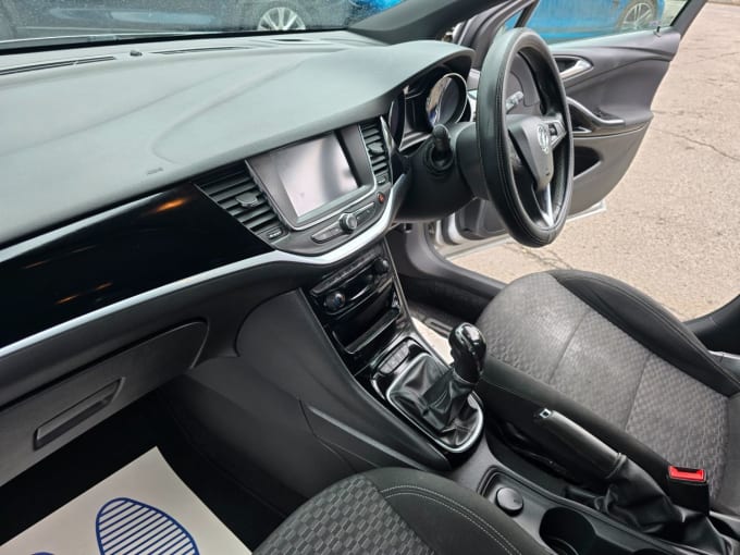 2025 Vauxhall Astra