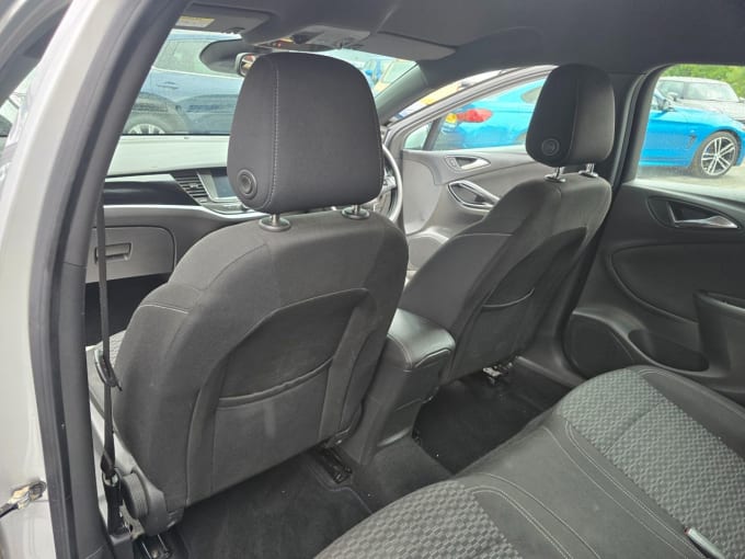 2025 Vauxhall Astra