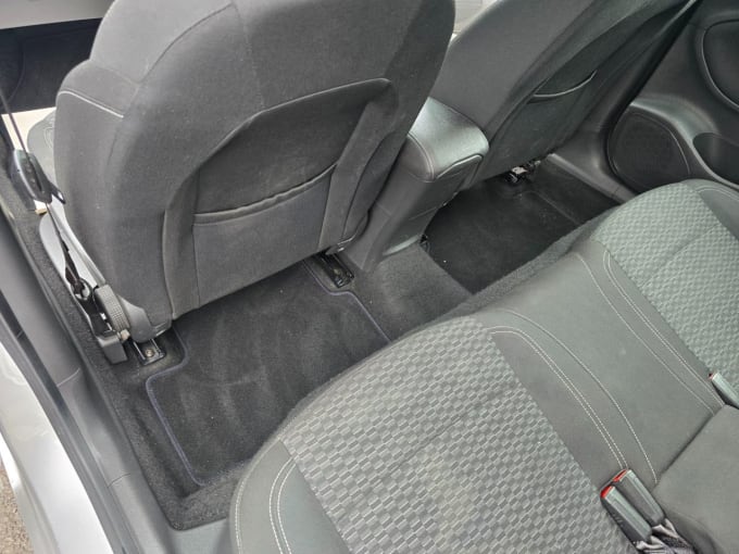 2025 Vauxhall Astra
