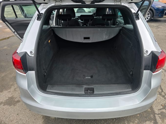 2025 Vauxhall Astra